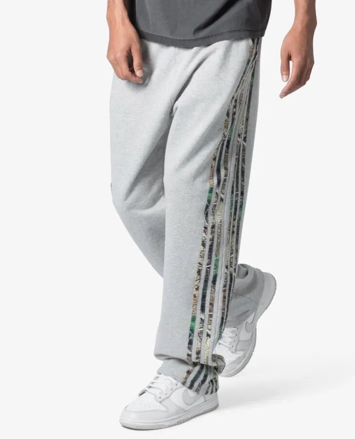 HUNTER CAMO STRIPE SWEATPANTS MNML