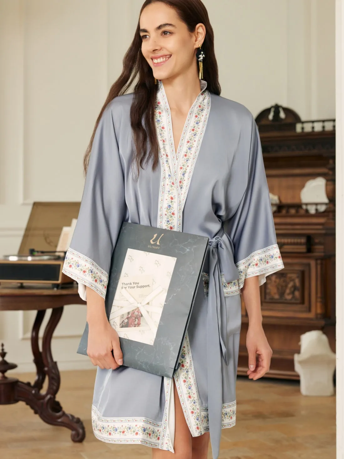 Light Blue Embellished Flower Short Robe with Pockets