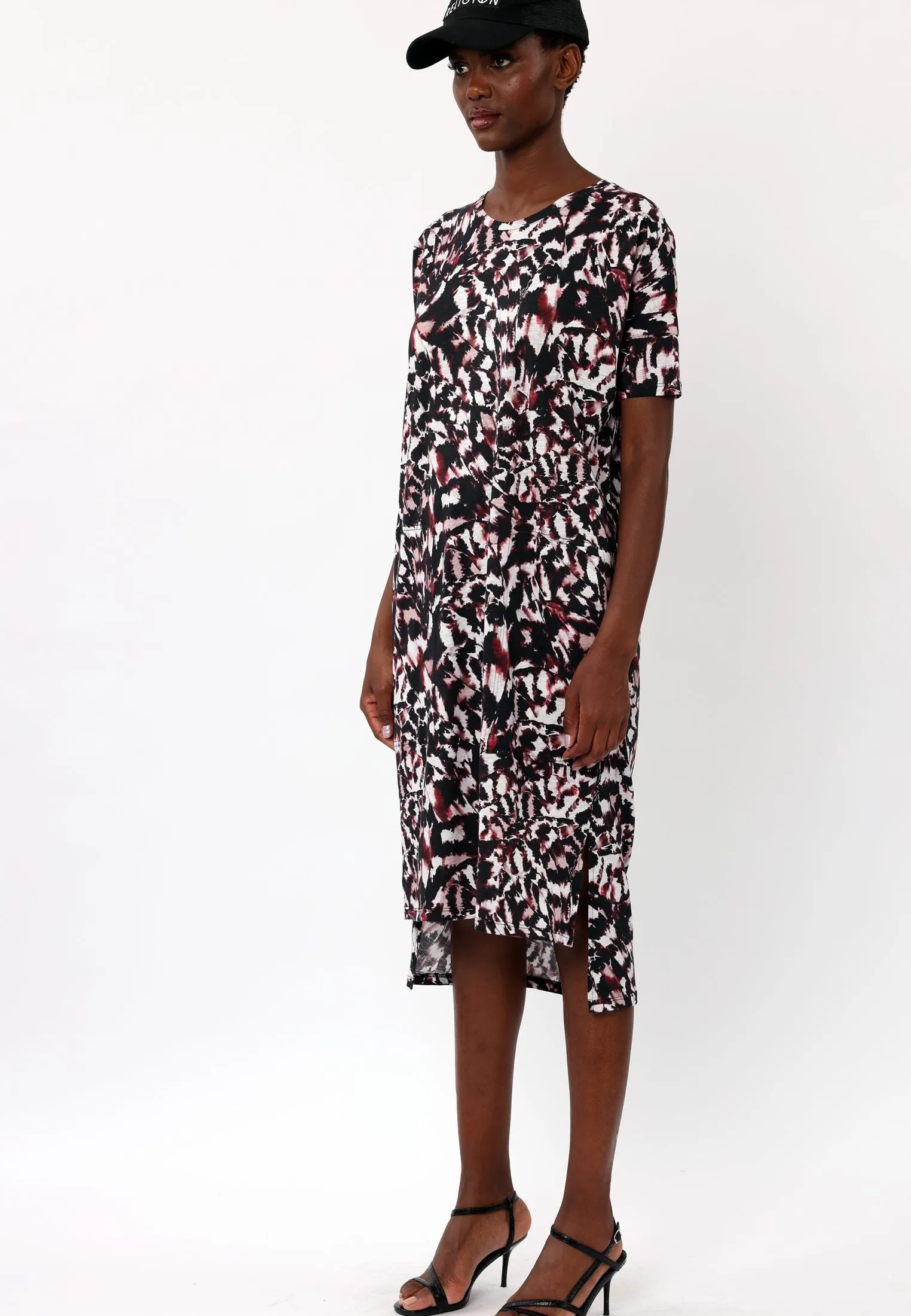 SOLAR KAFTAN DOWN