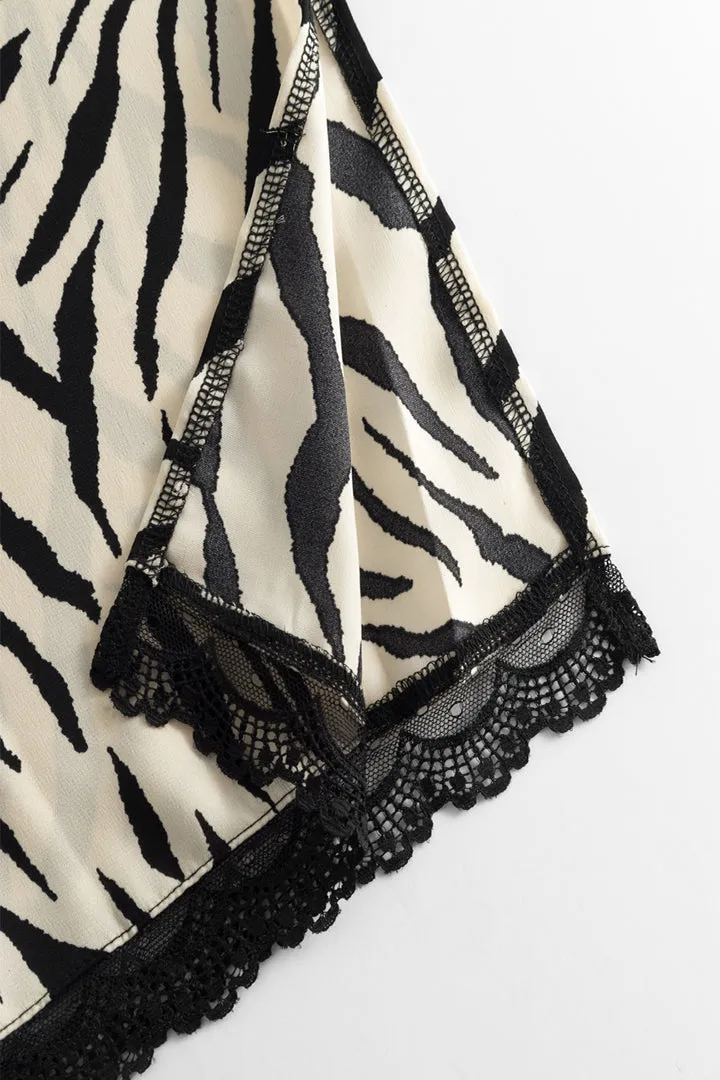 Vavara Oversized Dress - Zebra Striped