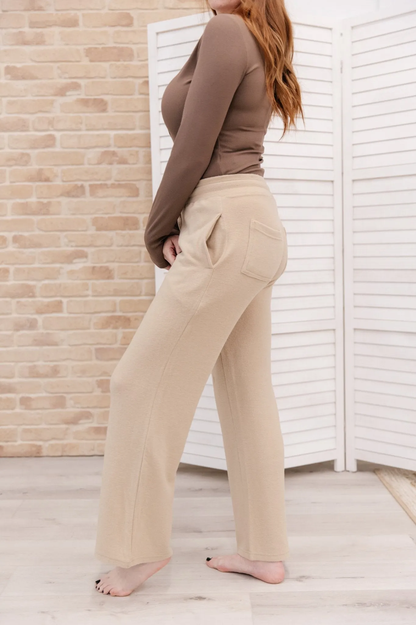 Wide Legged Sweatpants in Tan