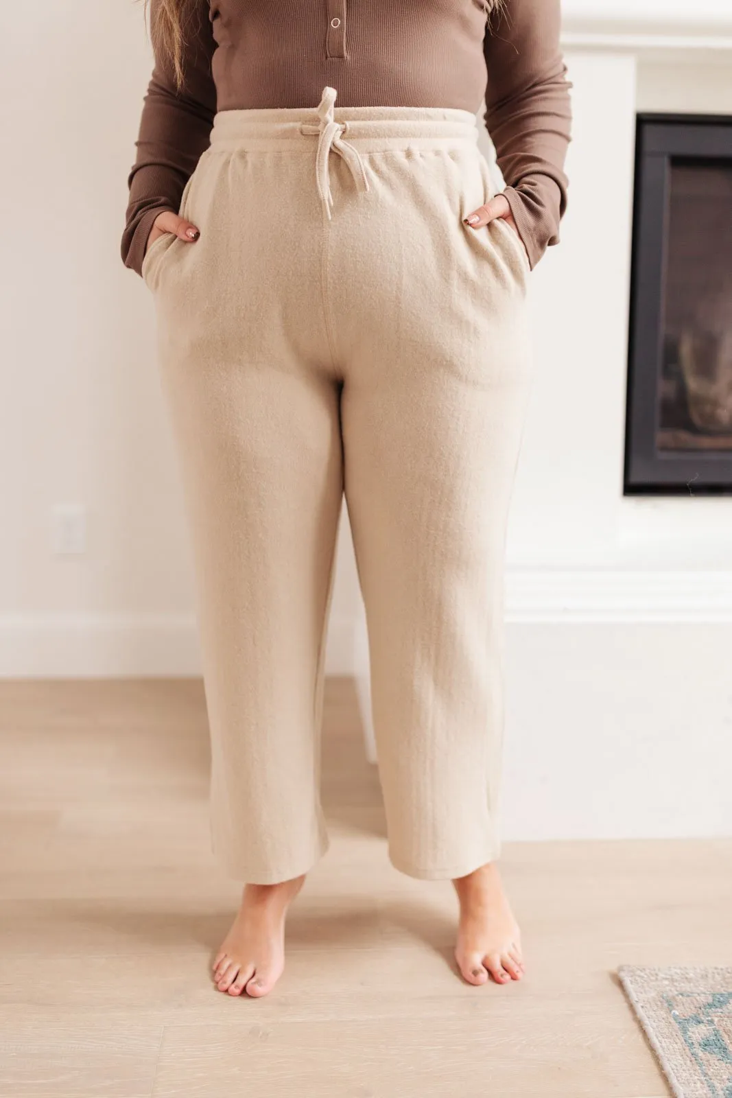 Wide Legged Sweatpants in Tan