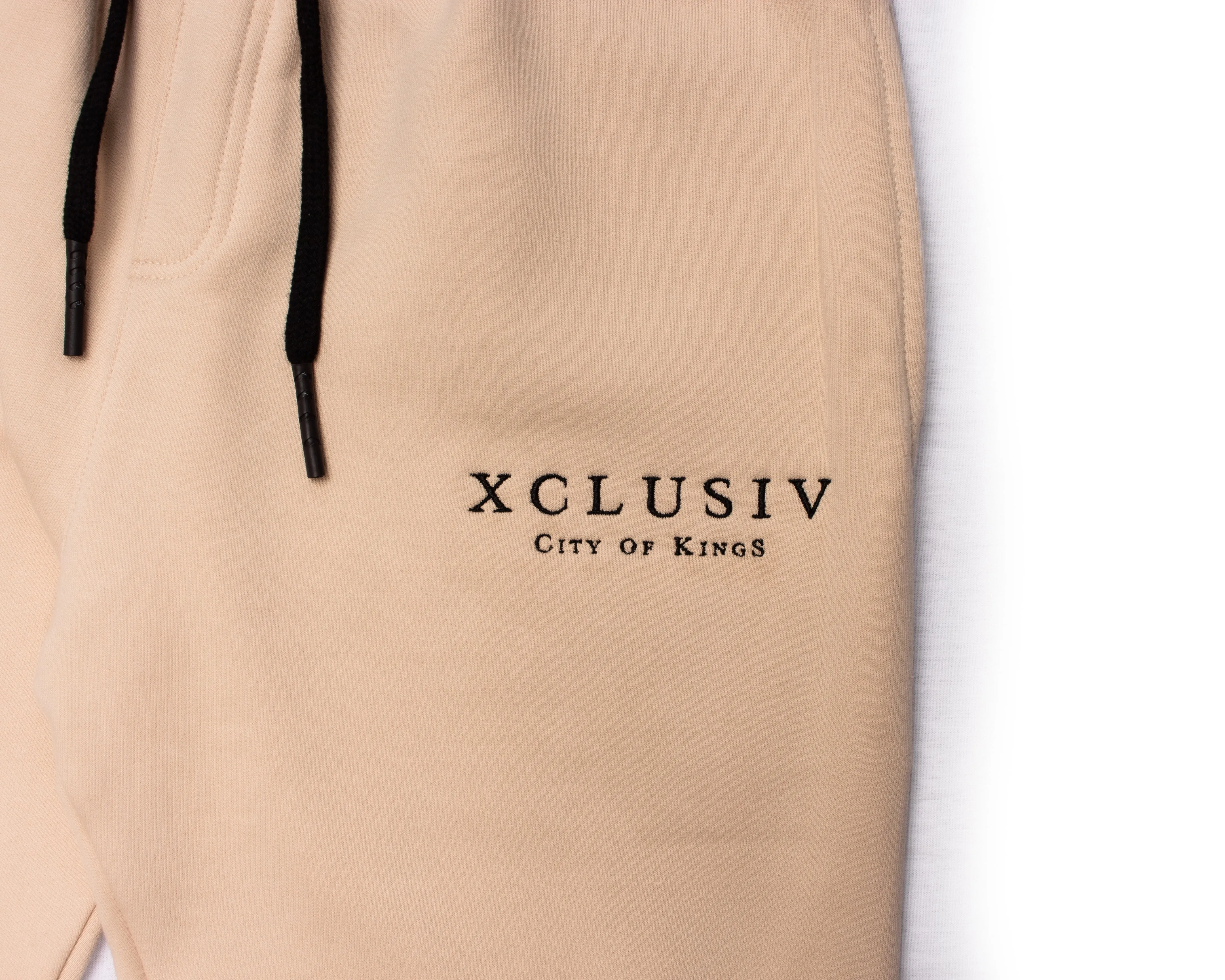 XCLUSIV CITY OF KINGS BEIGE SWEATPANT